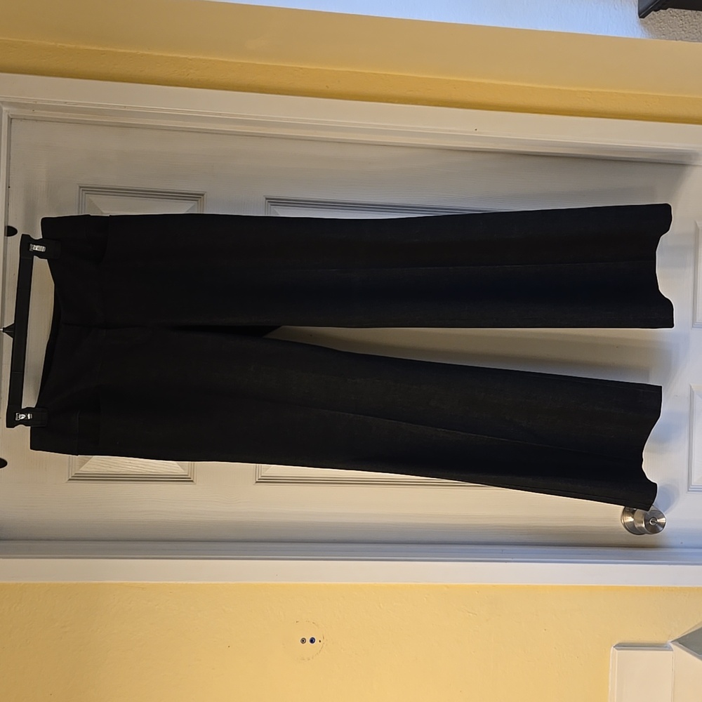 Express Black Trousers. Size 6. Editor Cut.